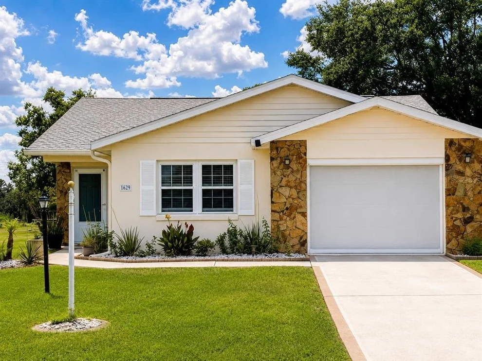 Unit for sale at 1629 WILLOW RUN, SEBRING, FL 33872