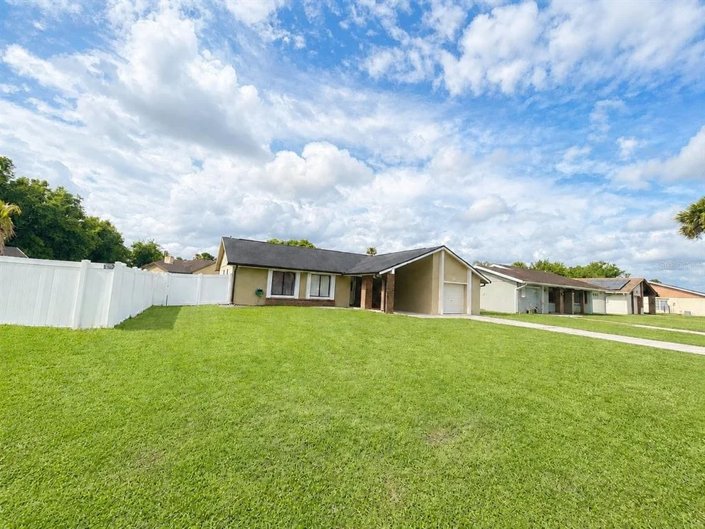 Unit for sale at 17 S FLAG DRIVE, KISSIMMEE, FL 34759