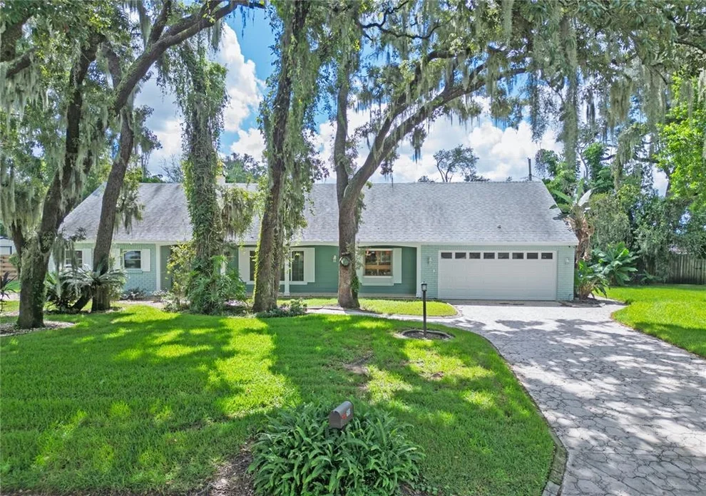 Unit for sale at 615 VALLE VISTA DRIVE, BRANDON, FL 33511
