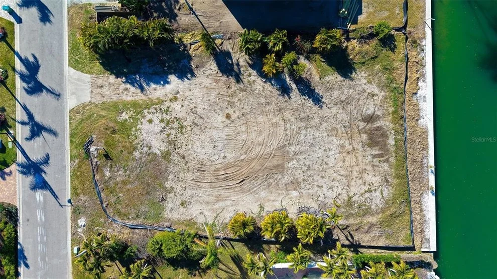 Unit for sale at 721 EMERALD HARBOR DRIVE, LONGBOAT KEY, FL 34228