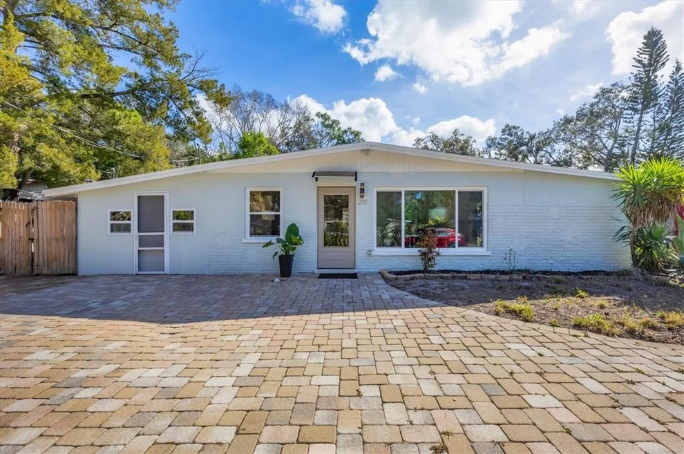 Unit for sale at 2111 VINSON AVENUE, SARASOTA, FL 34232