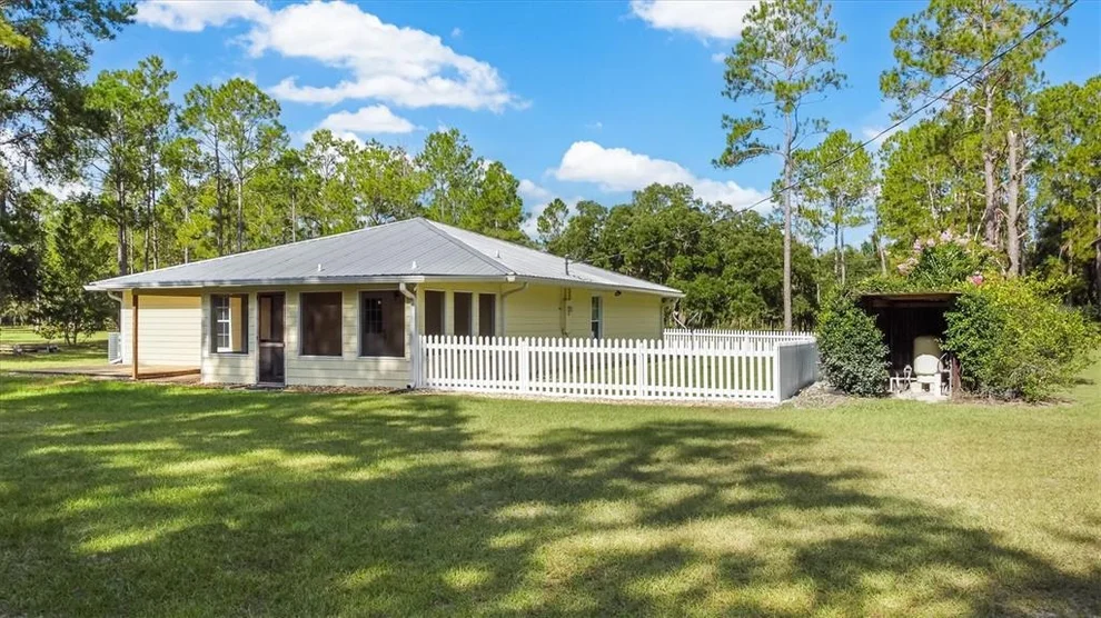 Unit for sale at 17925 SE 49TH PLACE, HAWTHORNE, FL 32640
