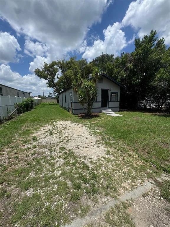 Unit for sale at 207 IDAHO AVENUE, LAKELAND, FL 33801