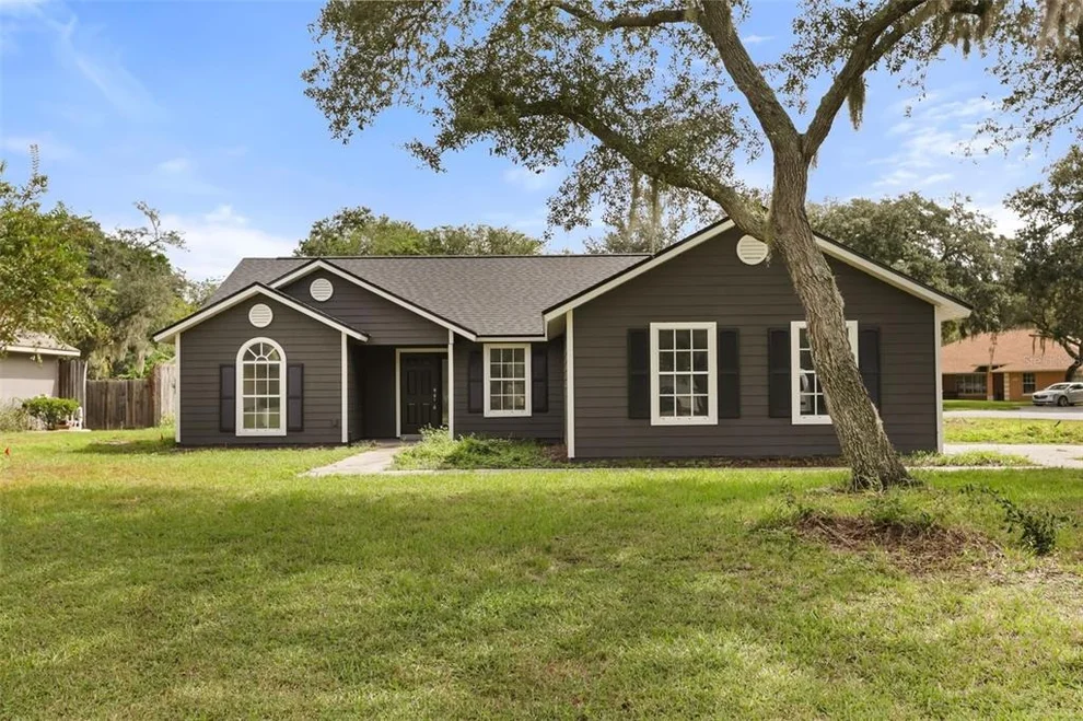 Unit for sale at 32930 INDIAN WOODS DRIVE, LEESBURG, FL 34788