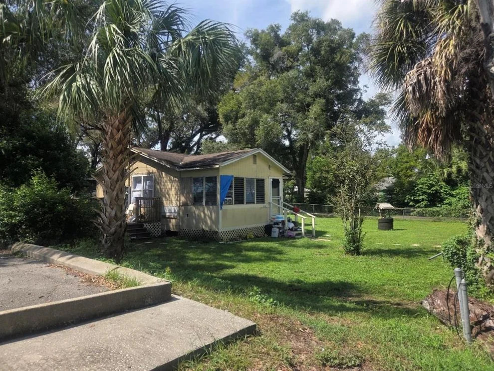Unit for sale at 10507 MAIN STREET, THONOTOSASSA, FL 33592