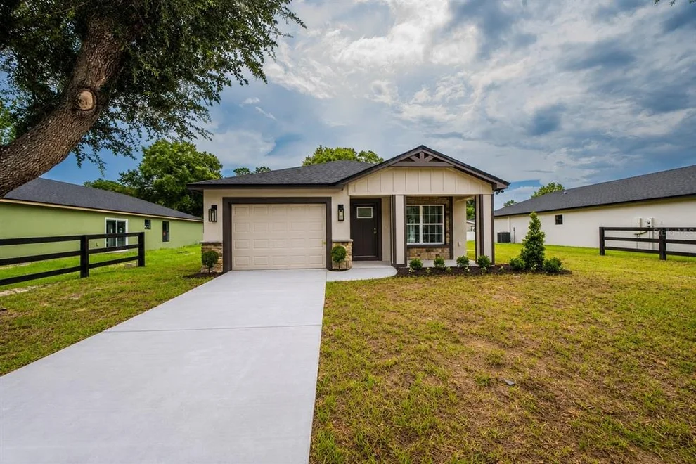 Unit for sale at 4570 WINDEE AVENUE, LAKELAND, FL 33811