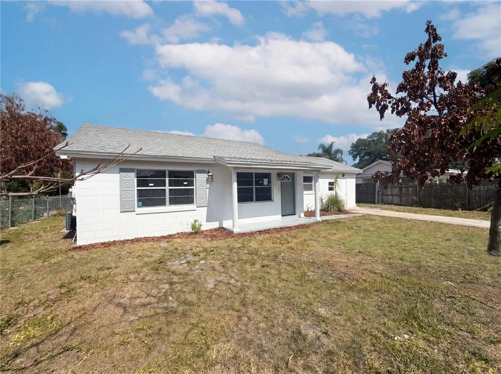 Unit for sale at 1100 CAREFREE COVE DRIVE, WINTER HAVEN, FL 33881