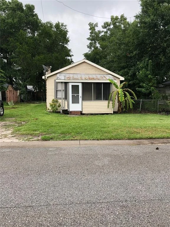 Unit for sale at 124 1ST STREET, WINTER HAVEN, FL 33880