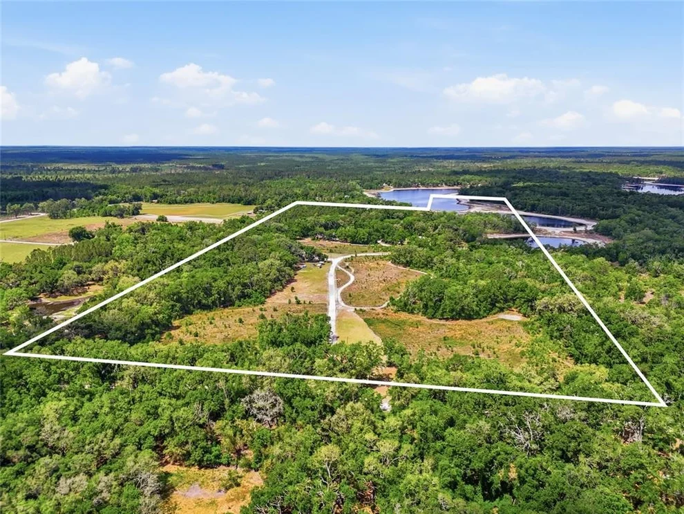Unit for sale at 401 SE FALCON ROAD, BRANFORD, FL 32008