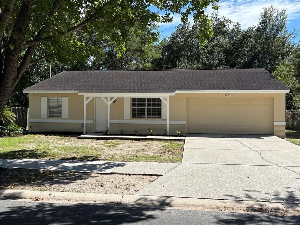 Unit for sale at 2285 CRYSTAL GROVE LANE, LAKELAND, FL 33801