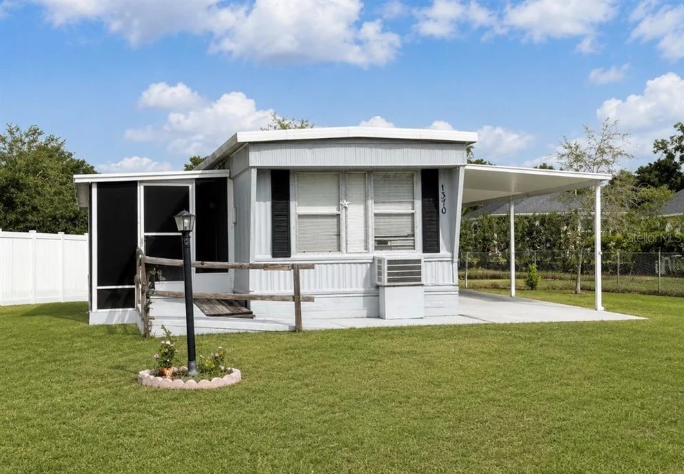 Unit for sale at 1370 COUNTY DRIVE, TAVARES, FL 32778
