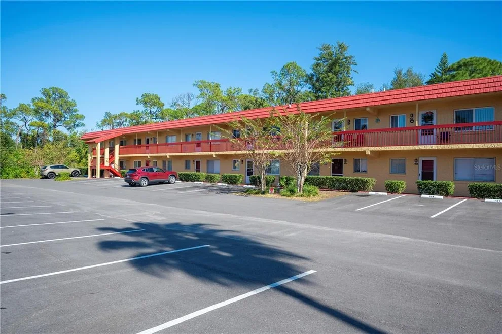 Unit for sale at 400 EL CAMINO DRIVE, WINTER HAVEN, FL 33884