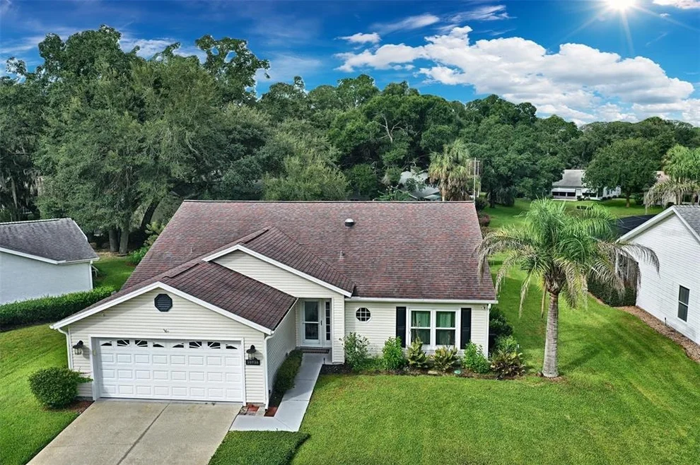 Unit for sale at 25735 GLEN EAGLE DRIVE, LEESBURG, FL 34748