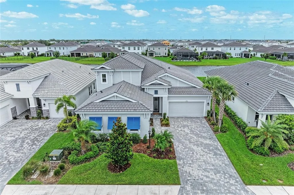 Unit for sale at 17725 ROOST PLACE, LAKEWOOD RANCH, FL 34211
