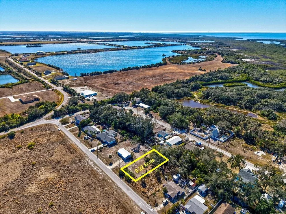 Unit for sale at WILLIS ROAD, RUSKIN, FL 33570