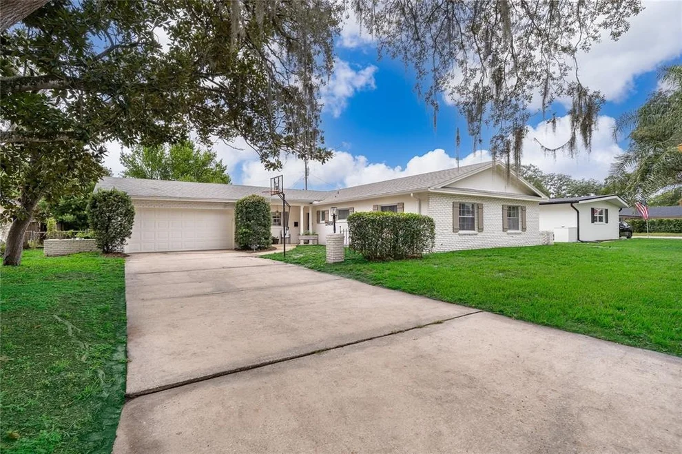 Unit for sale at 2464 HUNTERFIELD ROAD, MAITLAND, FL 32751