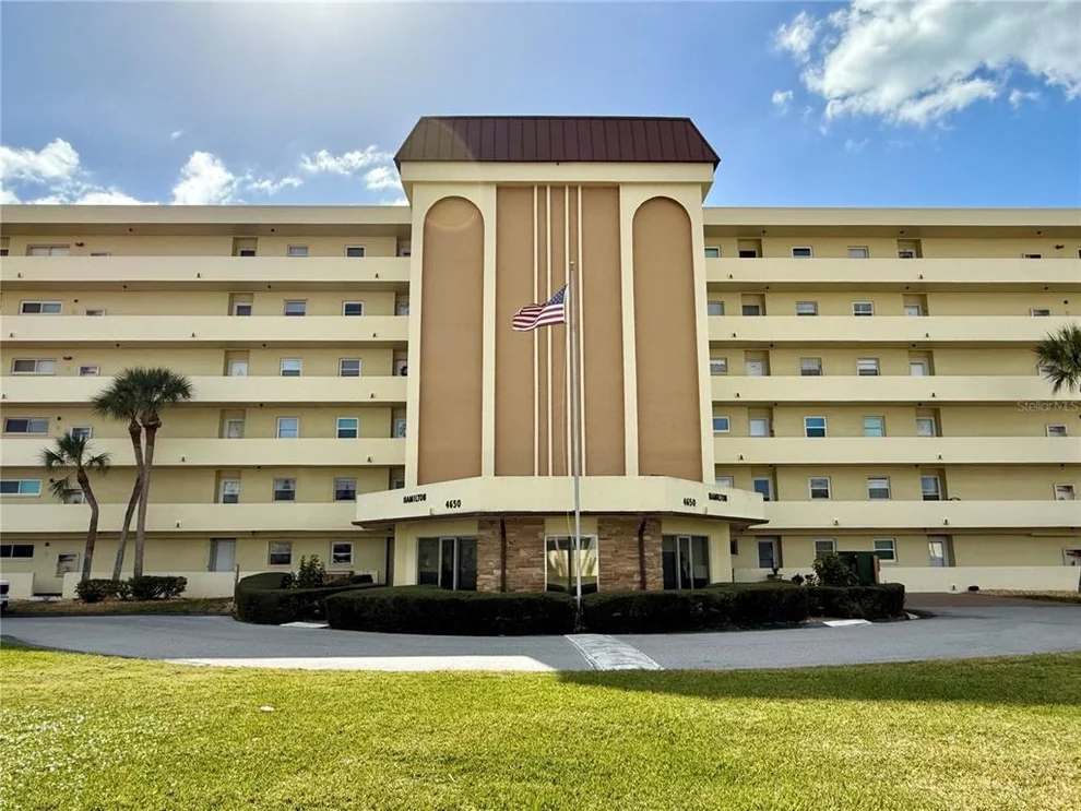 Unit for sale at 4650 COVE CIRCLE, ST PETERSBURG, FL 33708