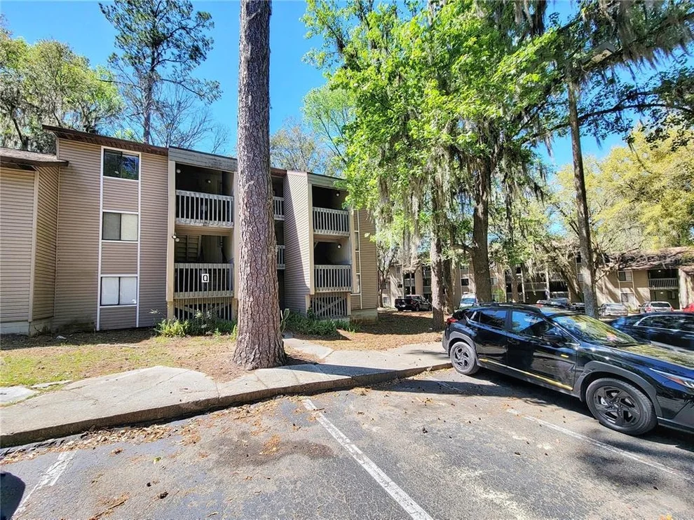 Unit for sale at 109 SE 16TH AVENUE, GAINESVILLE, FL 32601
