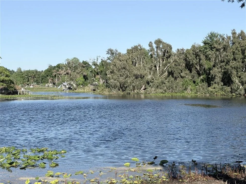 Unit for sale at 11505 N ROME AVENUE, TAMPA, FL 33612
