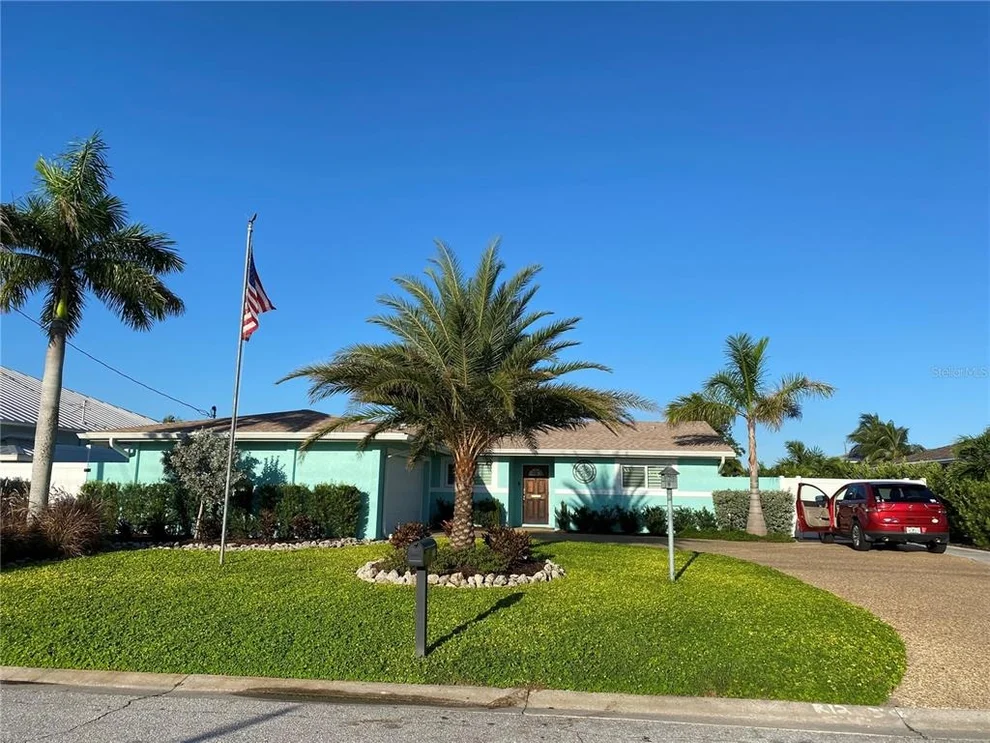 Unit for sale at 3708 ROYAL PALM DRIVE, BRADENTON, FL 34210