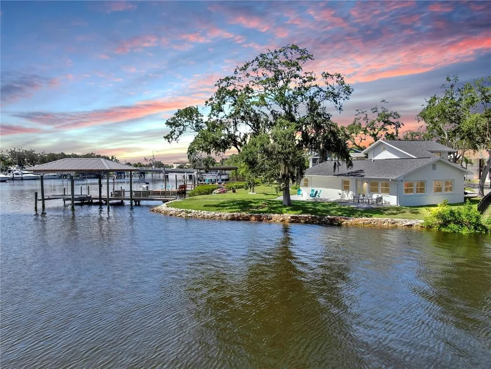 Unit for sale at 424 DORIC COURT, TARPON SPRINGS, FL 34689