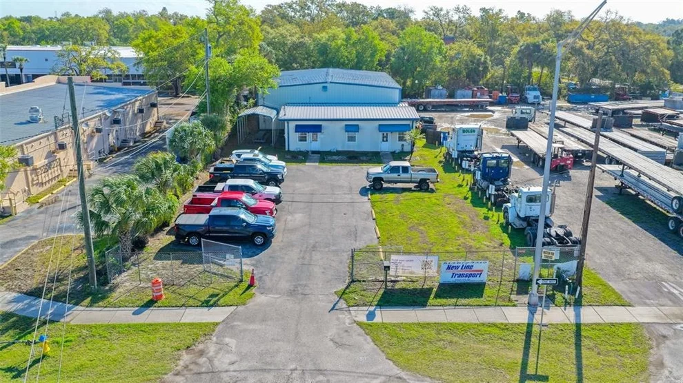 Unit for sale at 11134 S 41 HIGHWAY, GIBSONTON, FL 33534