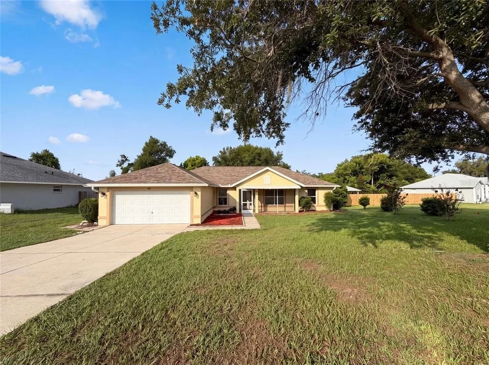 Unit for sale at 314 DUPONT CIRCLE, HOWEY IN THE HILLS, FL 34737