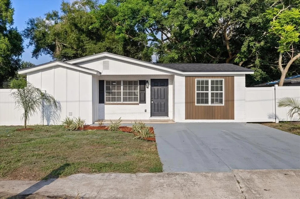 Unit for sale at 8711 N RIVER FOREST CIRCLE, TAMPA, FL 33604
