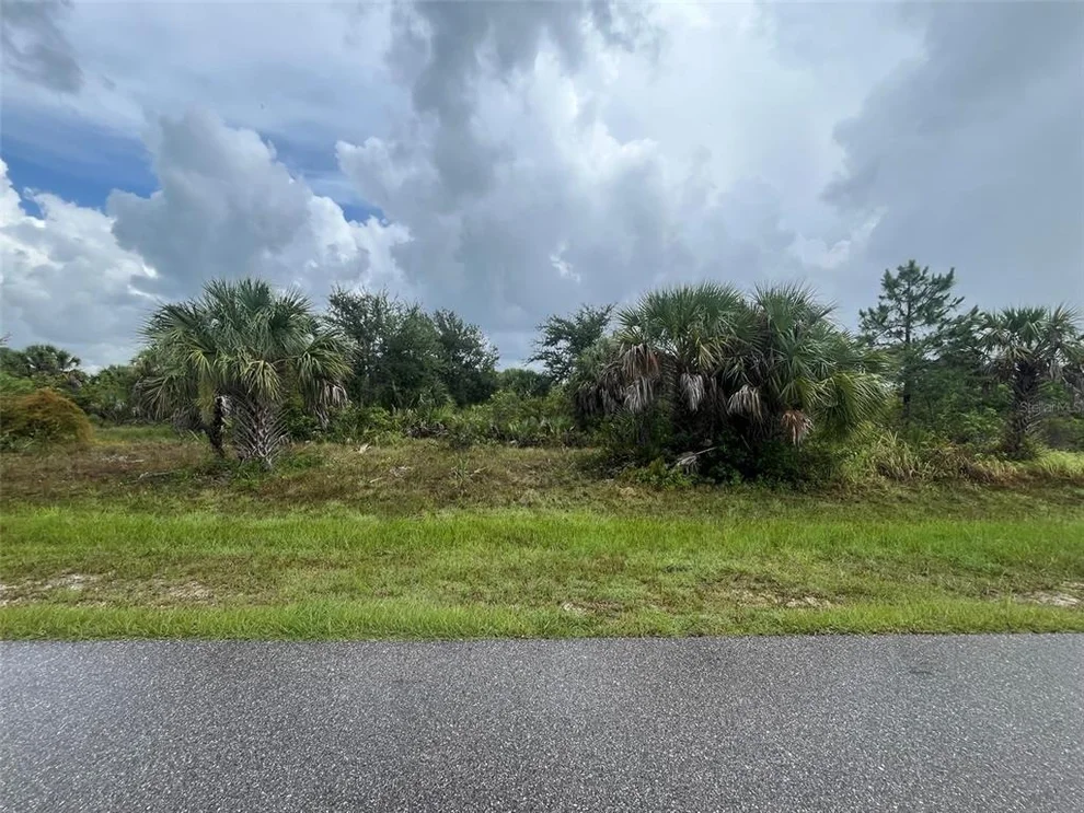 Unit for sale at 15747 VISCOUNT CIRCLE, PORT CHARLOTTE, FL 33981
