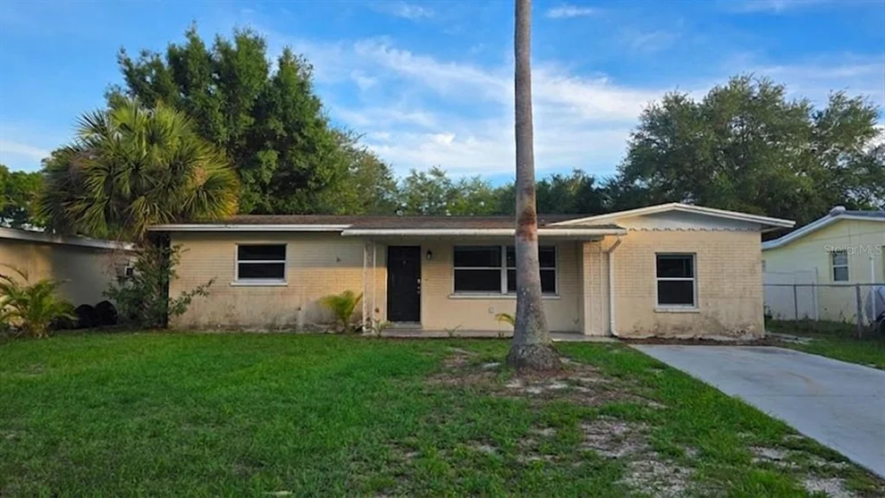 Unit for sale at 731 LAKESIDE DRIVE, LARGO, FL 33778