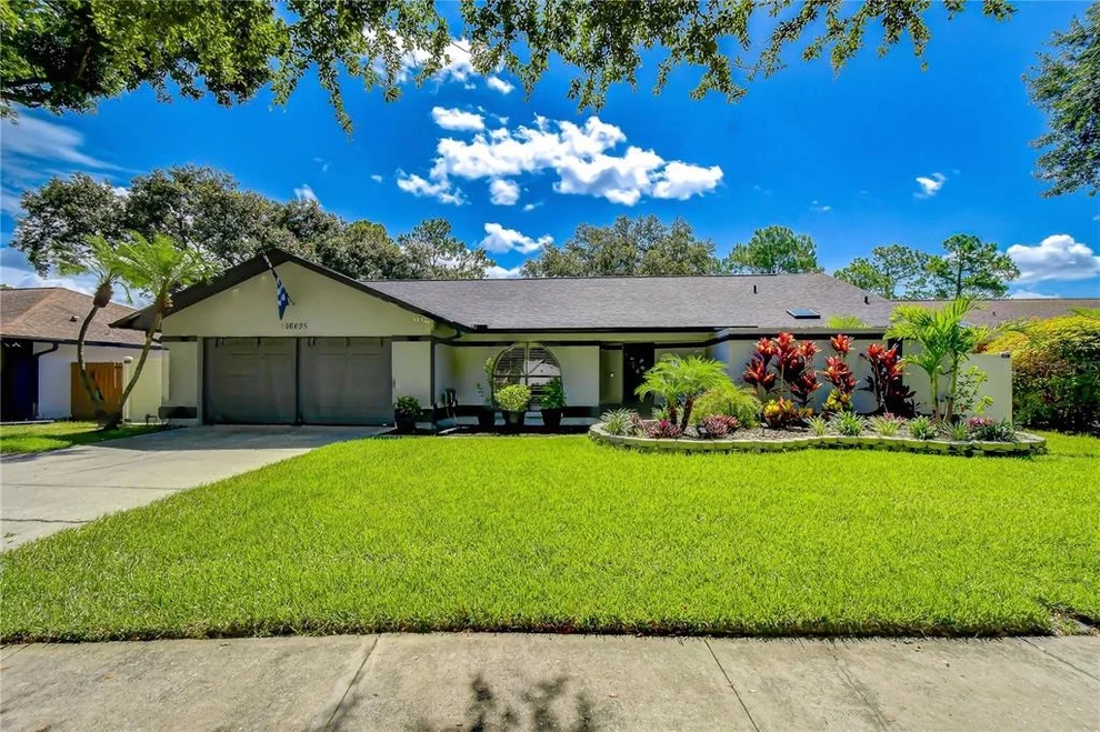 Unit for sale at 16605 E COURSE DRIVE, TAMPA, FL 33624