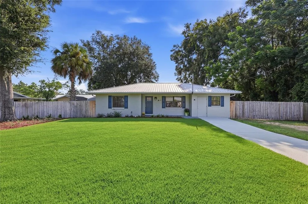 Unit for sale at 115 NE 5TH STREET, CHIEFLAND, FL 32626