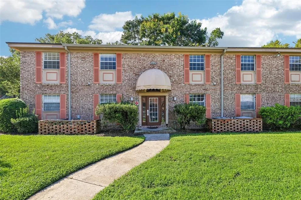 Unit for sale at 2313 HAYWOOD COURT, MAITLAND, FL 32751
