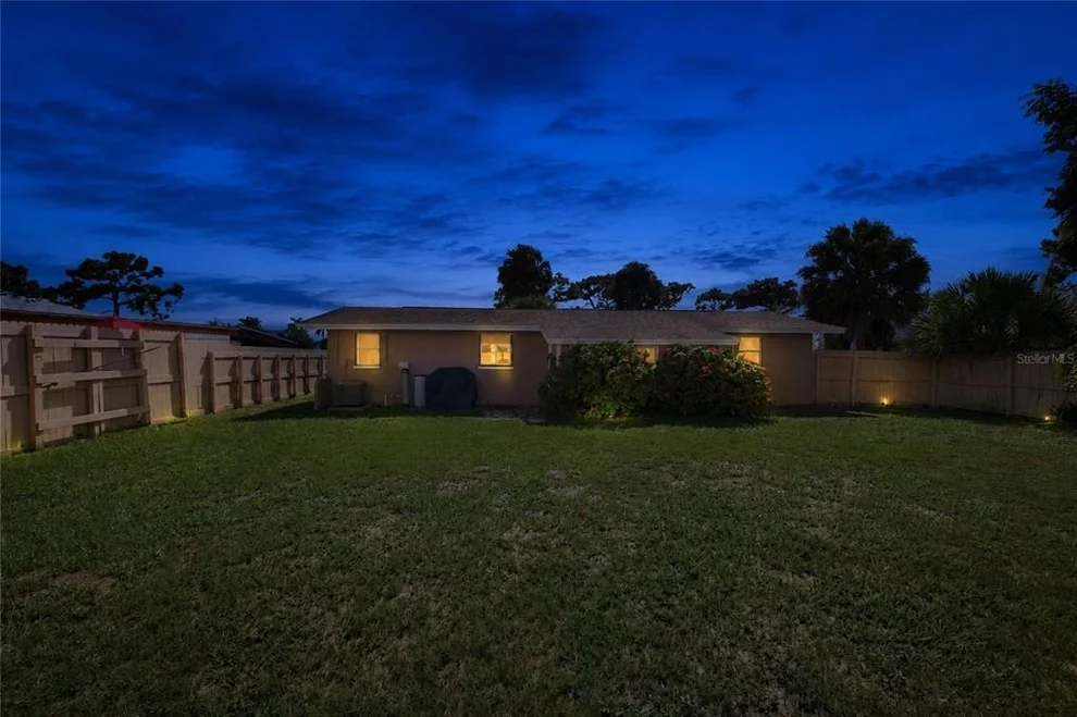 Unit for sale at 1509 BANYAN DRIVE, VENICE, FL 34293
