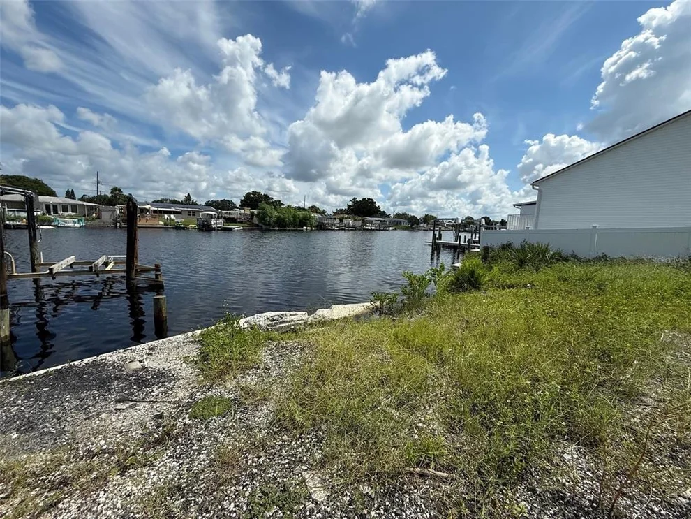Unit for sale at 5247 BOARDWALK STREET, HOLIDAY, FL 34690