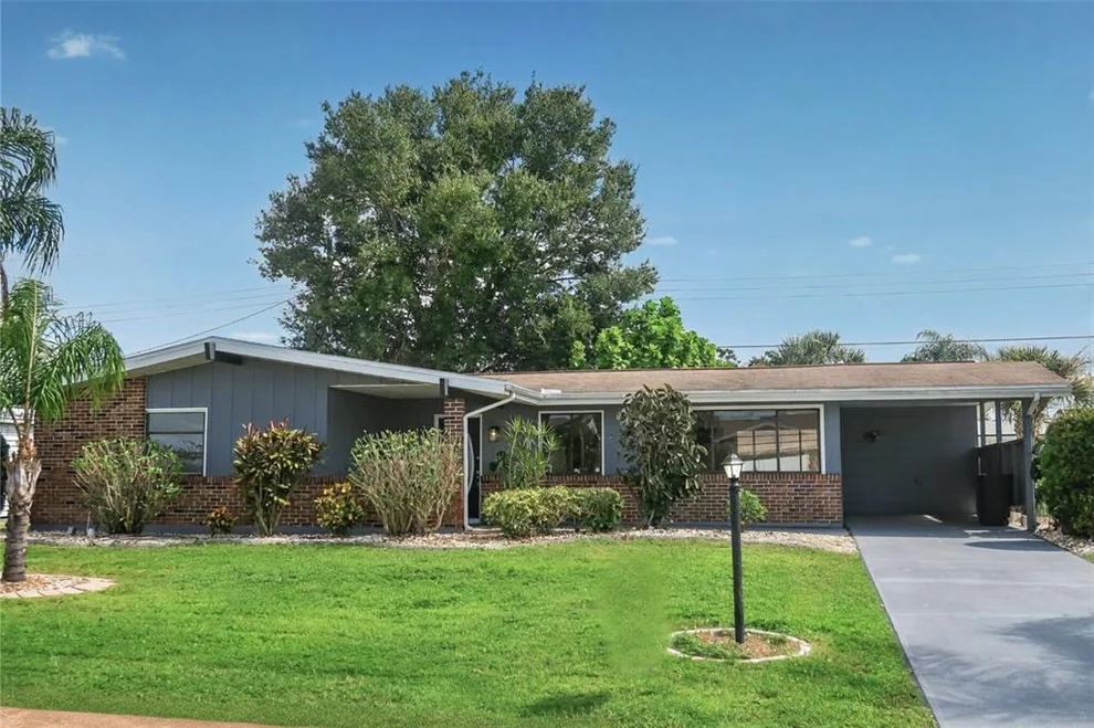Unit for sale at 806 OAKMONT AVENUE, SUN CITY CENTER, FL 33573