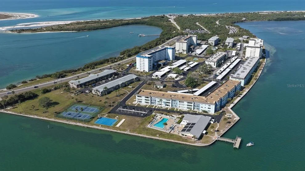 Unit for sale at 8 GLENCOE PLACE, DUNEDIN, FL 34698