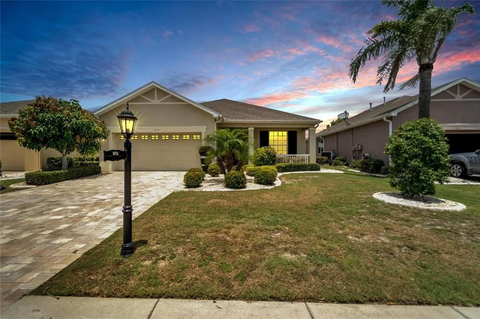 Unit for sale at 1013 EMERALD DUNES DRIVE, SUN CITY CENTER, FL 33573