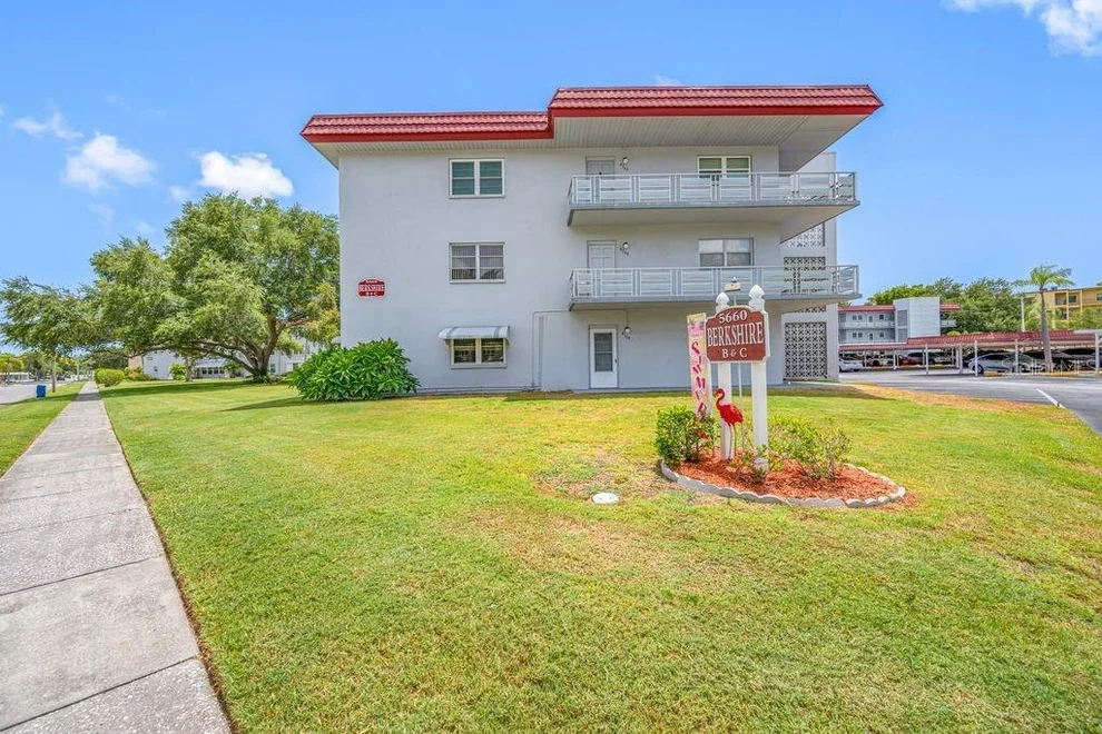 Unit for sale at 5660 80TH STREET N, ST PETERSBURG, FL 33709