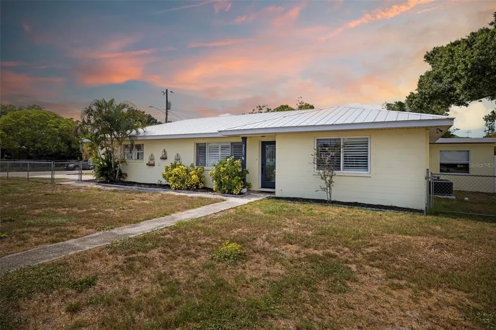 Unit for sale at 3402 15TH AVENUE W, BRADENTON, FL 34205