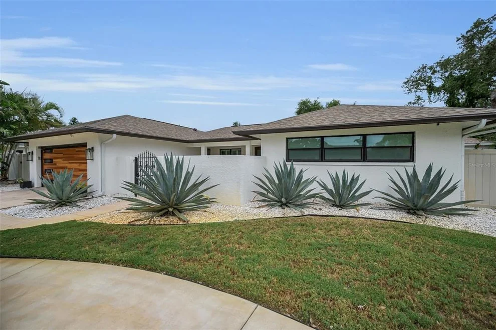 Unit for sale at 14516 BAY HILLS DRIVE, LARGO, FL 33774