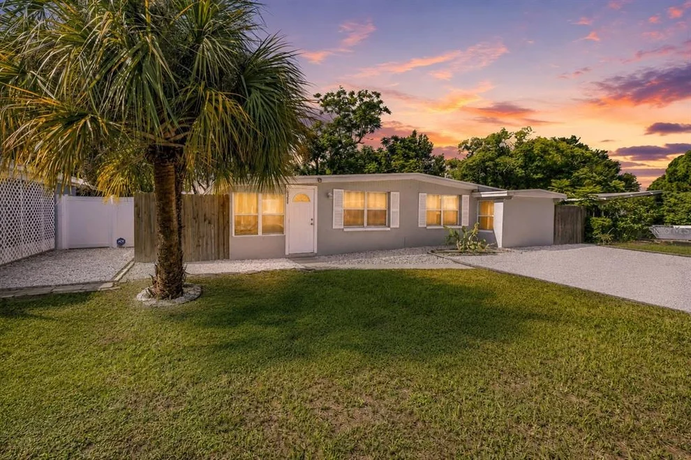 Unit for sale at 10354 110TH AVENUE, LARGO, FL 33773
