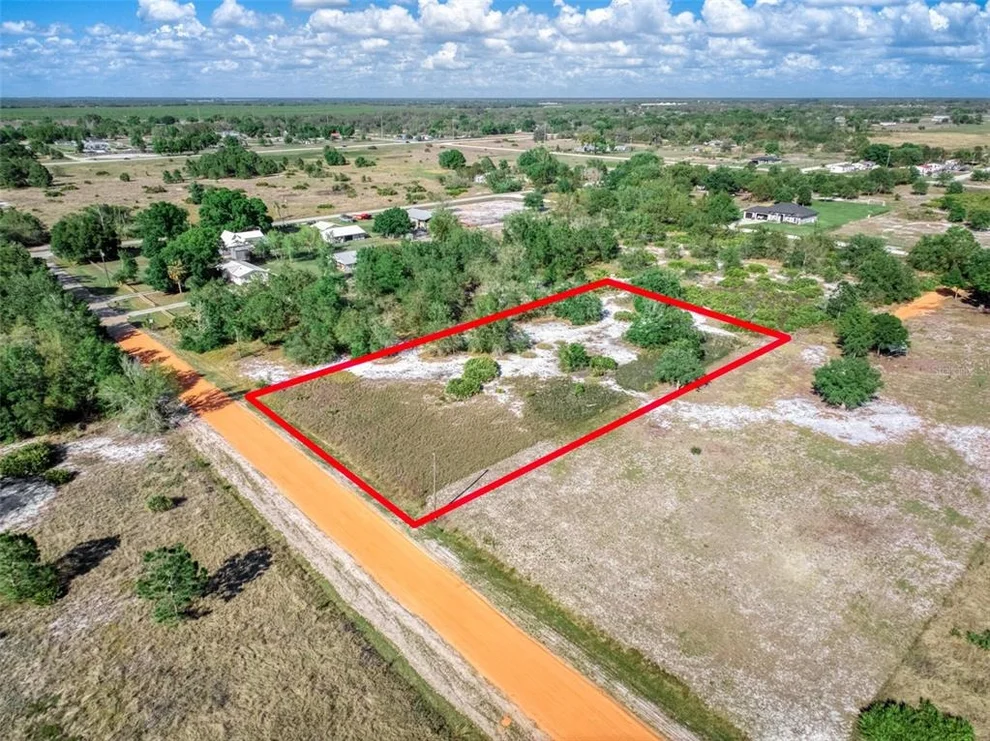 Unit for sale at 523 S DICKEY ROAD, AVON PARK, FL 33825
