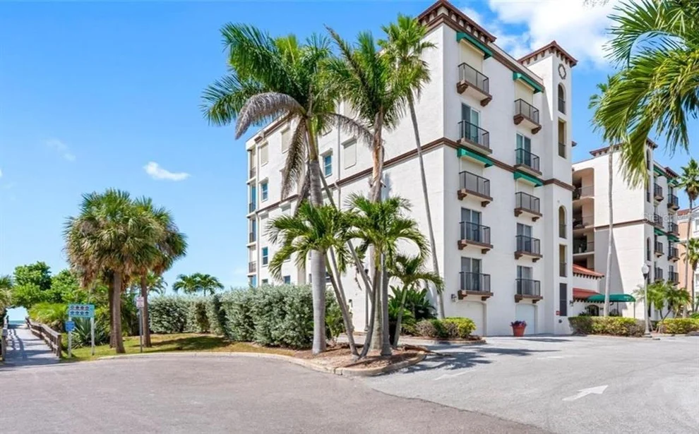 Unit for sale at 200 121ST AVENUE, TREASURE ISLAND, FL 33706