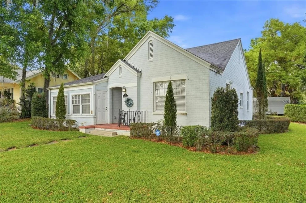 Unit for sale at 337 E SESSOMS AVENUE, LAKE WALES, FL 33853