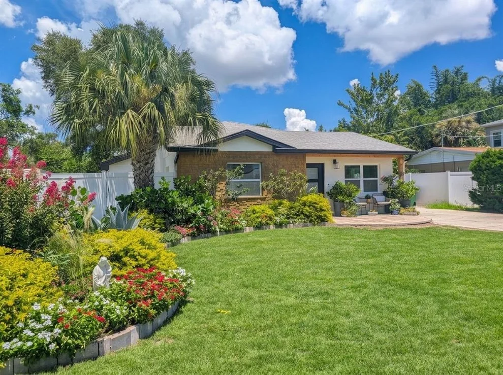 Unit for sale at 3509 W ROGERS AVENUE, TAMPA, FL 33611