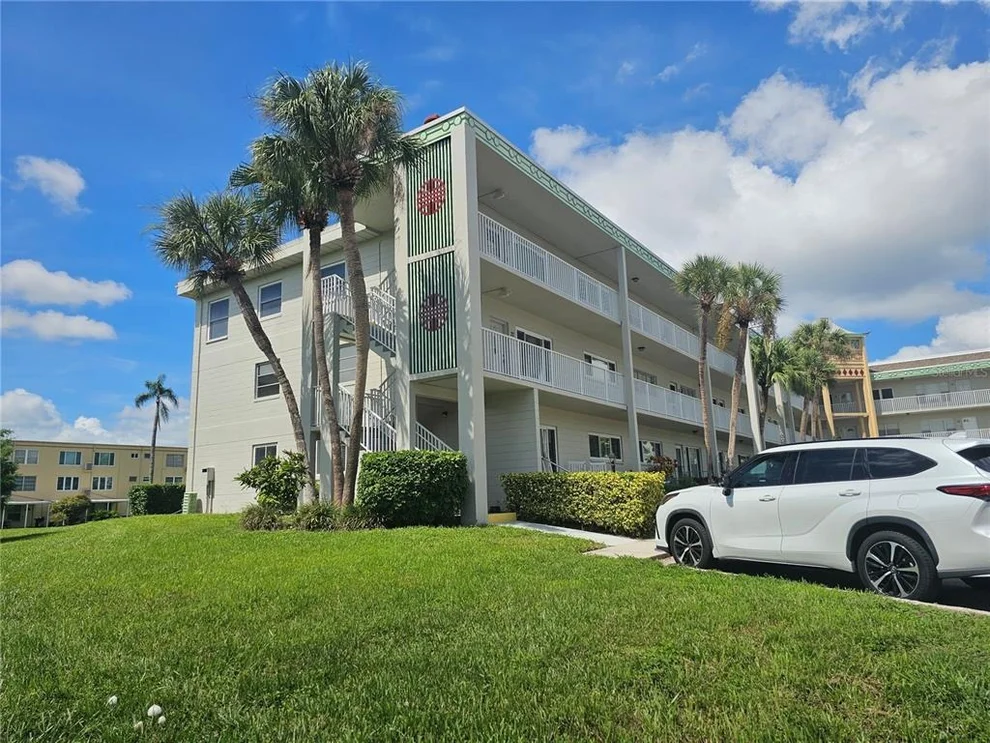 Unit for sale at 2070 WORLD PARKWAY BOULEVARD, CLEARWATER, FL 33763