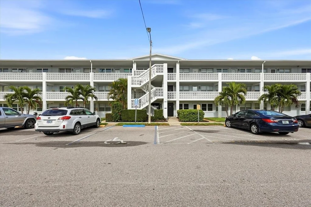 Unit for sale at 1001 77TH AVENUE N, ST PETERSBURG, FL 33702