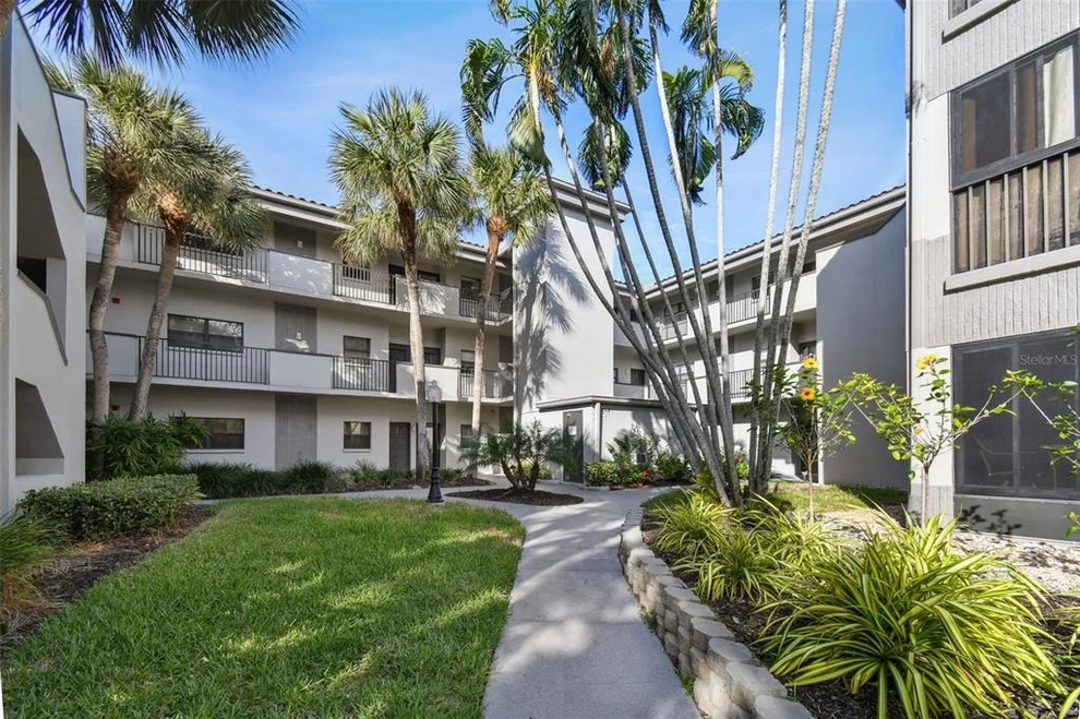 Unit for sale at 2650 COUNTRYSIDE BOULEVARD, CLEARWATER, FL 33761