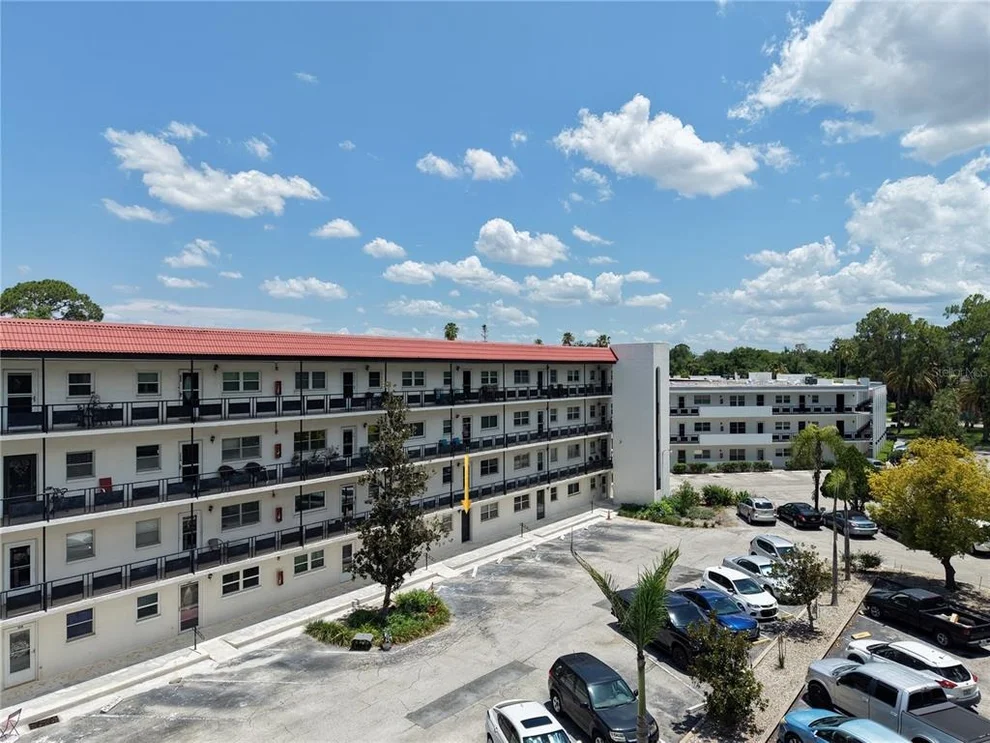Unit for sale at 200 EL CAMINO DRIVE, WINTER HAVEN, FL 33884